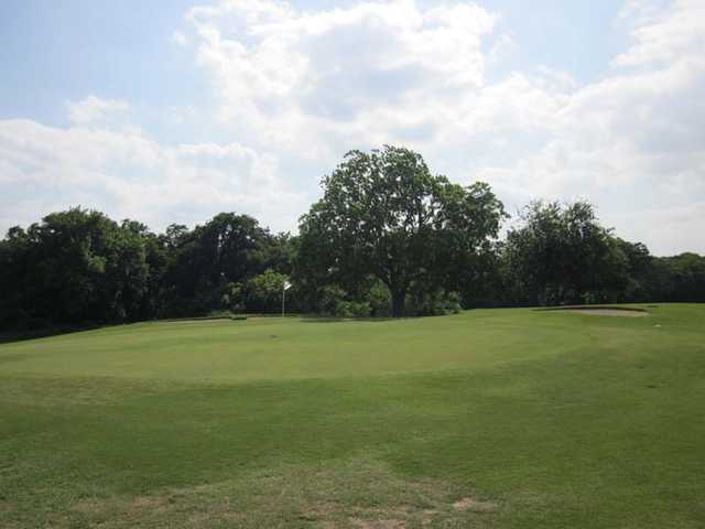 Webb Hills Country Club In Wolfe City