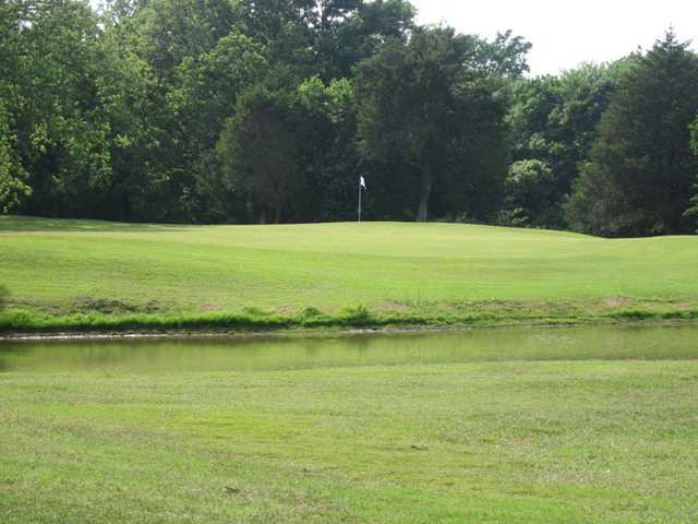 Webb Hills Country Club In Wolfe City