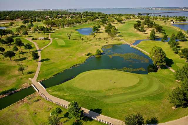 White Nine at Prairie Lakes Golf Course in Grand Prairie White Nine at Prairie Lakes Golf Course in Grand Prairie