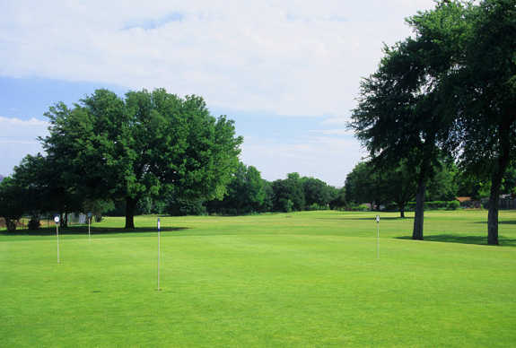 Meadowbrook Park Golf Course in Arlington Meadowbrook Park Golf Course in Arlington