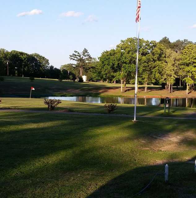 Gilmer Country Club in Gilmer