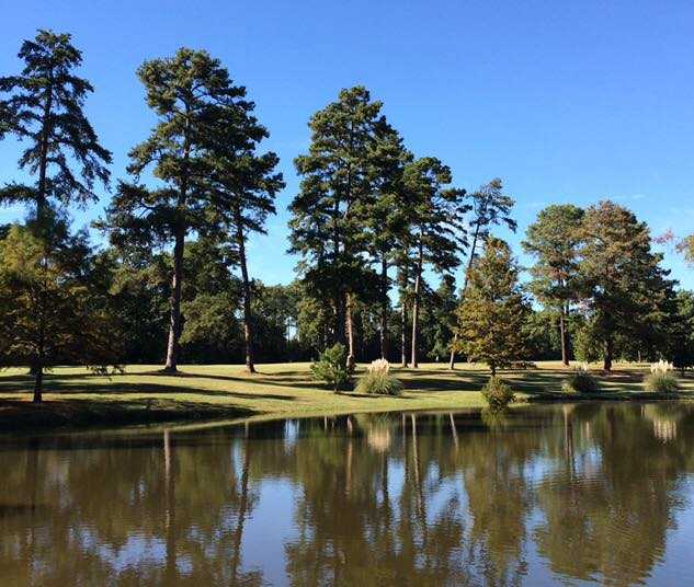 Marshall Lakeside Country Club in Marshall