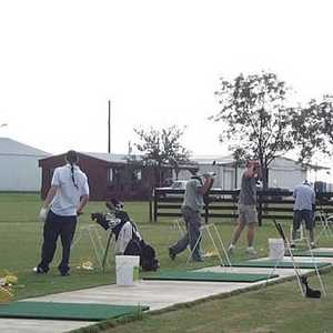 Austin Bayou GC & RV Park: driving range