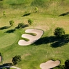 Aerial view of green protected by bunkers (Courtesy of Victoria Country Club)